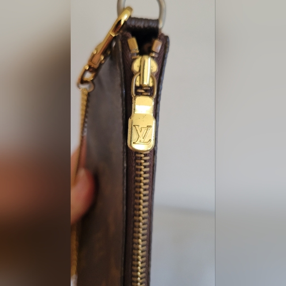 100%Authentic Louis Vuitton Monogram Brown Pochete - Picture 15 of 17